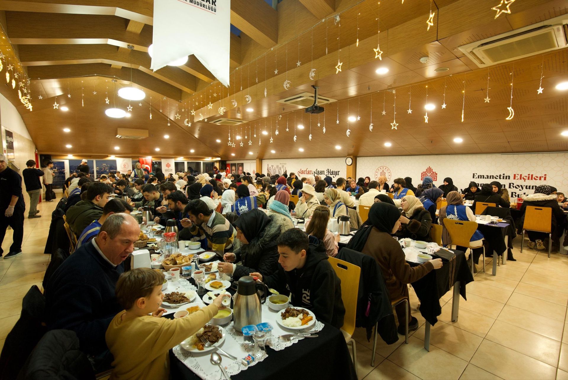 Yetim İftarı 2