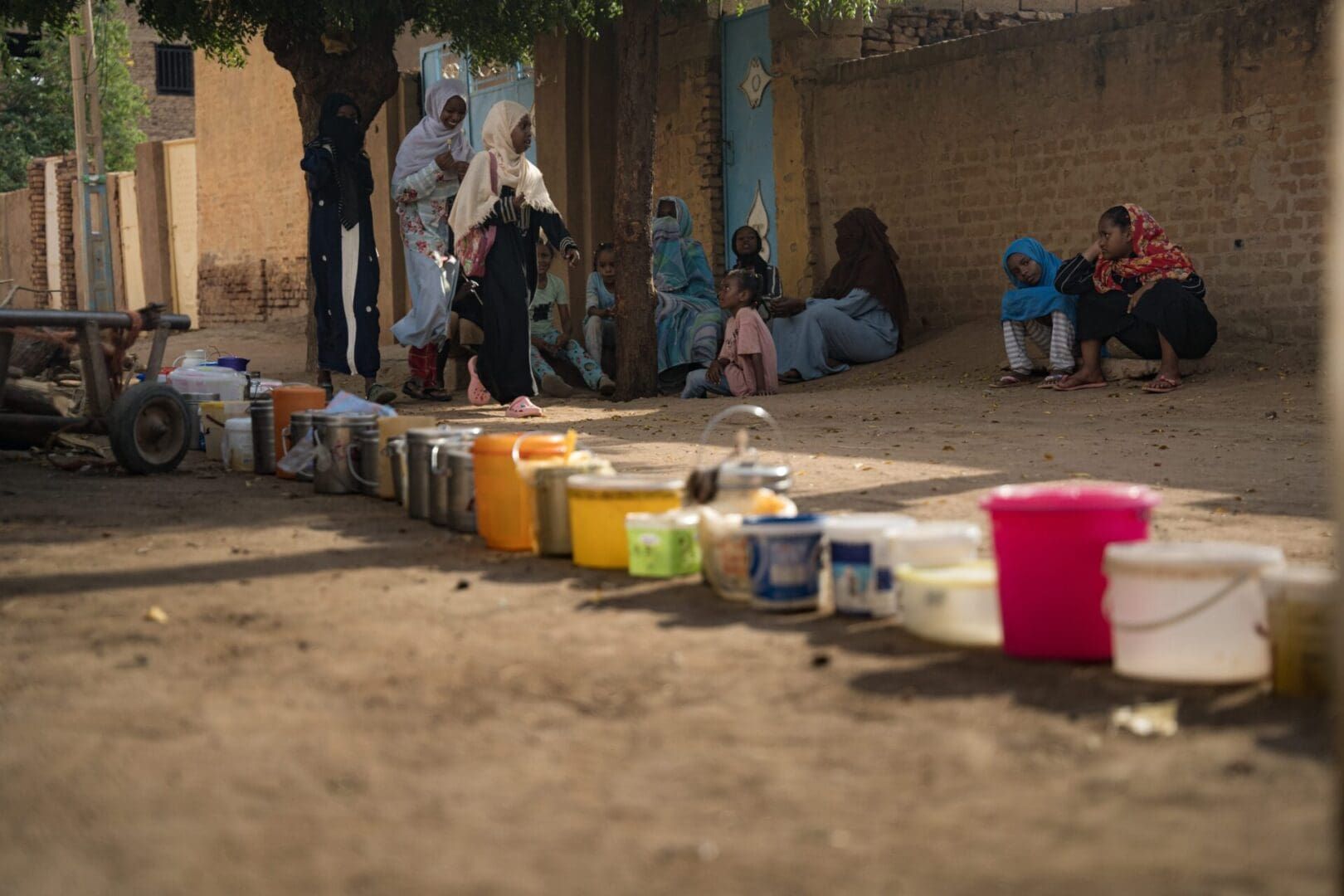 Sudan krizinden etkilenen çocuklar